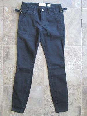 Pantalones para mujer HEI HEI 25 26x28 negros ajustados de algodón elásticos tiro bajo ajustados utilitarios Foto 1 de 4