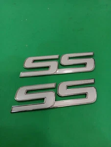 CHEVROLET SSR MONTE CARLO IMPALA MALIBU COBALT SS EMBLEM LOGO BADGE 15211285 - Picture 1 of 20