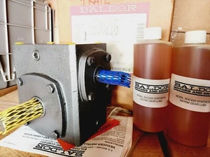 Reductor de velocidad ángulo recto Baldor GS3021G, S-921-30-G 30:1 - Imagen 1 de 3