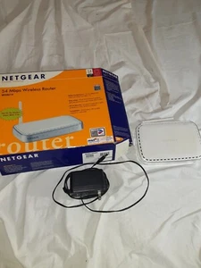 Netgear WGR614 V5 54 Mbps 4-Port Wireless Router Works With Everything Included - Picture 1 of 5