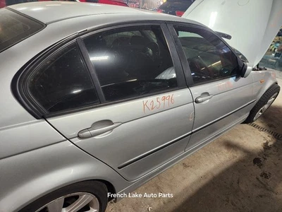 Puerta lateral trasera pasajero sedán 354-plateado compatible con BMW 325i 1293616 2002 Foto 1 de 4