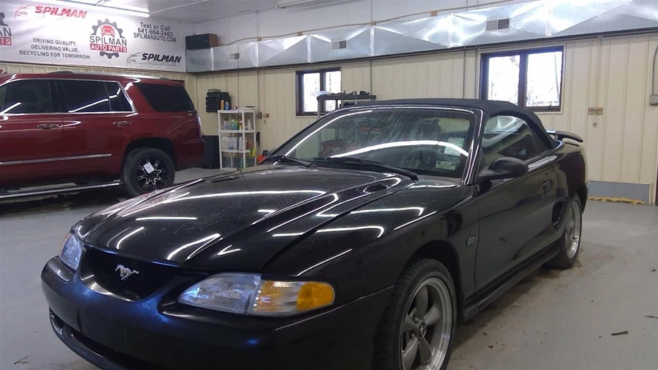 Used Left Qtr Window Regulator Rear fits: 1996 Ford Mustang Conv electric Left G Foto 1 de 4