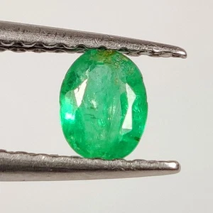0,24 ct - natürlicher sambischer Smaragd ovaler Schliff feiner Glanz Edelstein - 8113 - Bild 1 von 2
