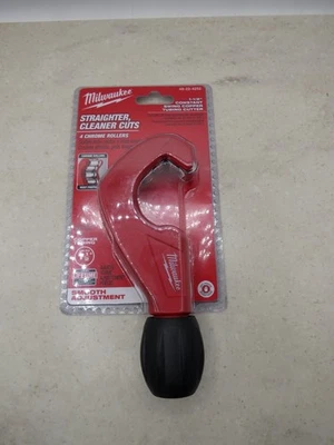 Milwaukee 1-1/2" Constant Swing Copper Tubing Cutter 48-22-4252 (TDY029136) - Image 1 of 2