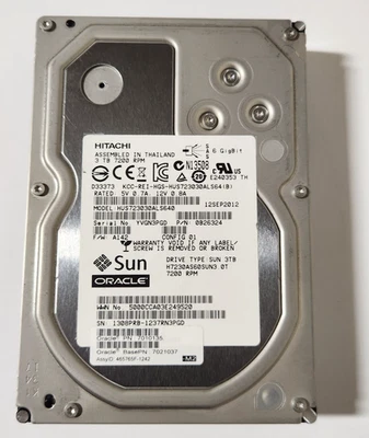 Unidad SAS Hitachi HUS723030ALS640 3 TB 7,2 K 6 GBPS Foto 1 de 2