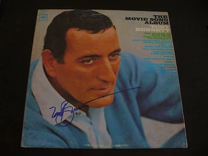 Tony Bennett signed handsigniert "The Movie Song Album" Vinyl Schallplatte + LP mit Proof 1 - Bild 1 von 3
