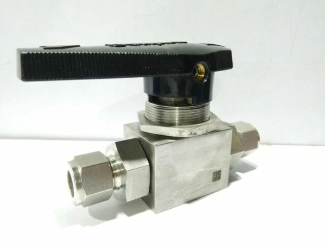 Swagelok SS-AFSS8 1/2 Stainless Steel Ball Valve