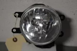 2012 2013 2014 TOYOTA PRIUS RIGHT SIDE FOG LIGHT OEM - Bild 1 von 9