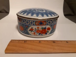 Excellent VTG Tiffany & Co Porcelain Trinket Dish Box Blue & Red floral flowers - Picture 1 of 20
