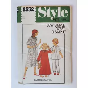 Vintage Sewing Pattern for Kids' Size 4 Nightgown & Pajamas Chest 23 Style 2532 - Picture 1 of 5