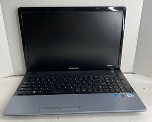 Samsung Notebook NP300E5C - FOR PARTS / AS-IS - Picture 1 of 4