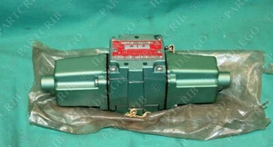 Numatics 12DSA6 KA00030 Pneumatic Valve Manifold 120V .16Amp 12DSA6CA00030 NEW - Picture 1 of 2