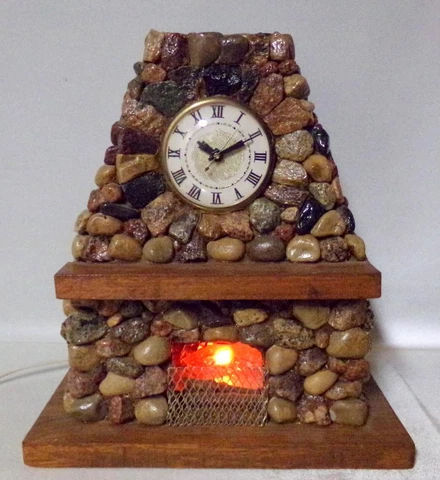Lanshire Electric Animated Cottage Cabin Fireplace Clock Cover