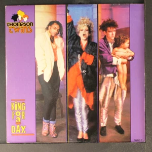 THOMPSON TWINS: king for a day / rollunder ARISTA 7" Single 45 RPM - Imagen 1 de 4