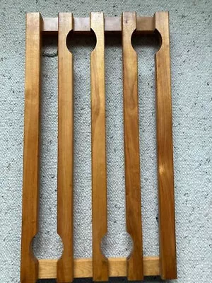 Estante de vajilla vintage para copa de vino de roble colgante 24 x 13 Foto 1 de 3