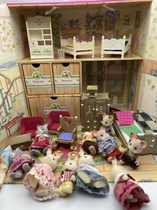 Calico Critters Lot Figurines Play Case Accessories Cat Mouse Bunny Furniture - Picture 1 of 10