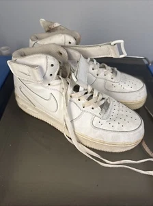 Nike Men's Air Force 1 Mid 07 White Athletic Shoes - Size 8 - Picture 1 of 7