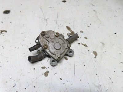 1988 年雅马哈 Razz 50 燃气燃料 Petcock — 第 1/4 张图片