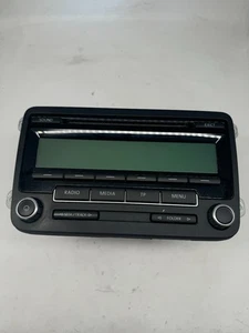 VW5* VW Passat Variant BJ09 Autoradio CD-Reader 1K0035186AA - Picture 1 of 8