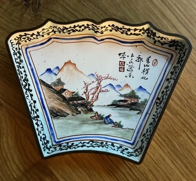 Bandeja de esmalte chinesa Canton, século XVIII - Imagem 1 de 4