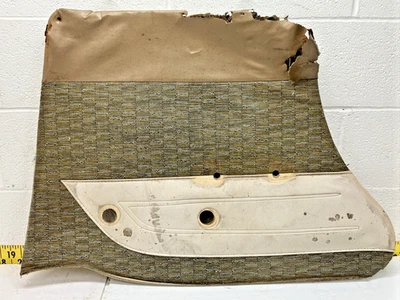 Panel de puerta interior trasero izquierdo usado OEM 476786 1958 Oldsmobile 88 Holiday 4 puertas (918) Foto 1 de 4