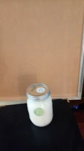 Schokoladenduftkerze im Glas - kuscheliger und verwöhnender Duft - Bild 1 von 3