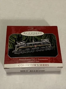 HALLMARK KEEPSAKE CHRISTMAS ORNAMENT LIONEL TRAIN PENNSYLVANIA GG-1 LOCOMOTIVE - Picture 1 of 2