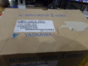 Yaskawa Model: SGMPH-02A1A-YR32  AC Servo Motor.  New Old Stock. - Picture 1 of 3