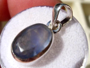 11.1 carats 17mm Greenish / Blue FLUORITE Pendant for a necklace - Picture 1 of 3