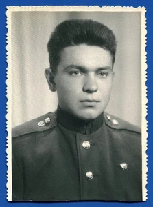 Hübscher Mann Kerl in Militäruniform, Rote Armee UdSSR Vintage Sowjet altes Foto - Bild 1 von 4