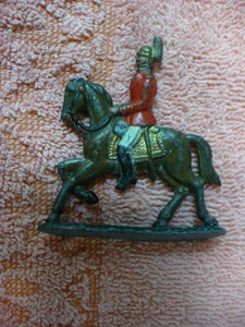 OV - VINTAGE SOLDIER ON HORSE #29004 - Picture 1 of 11