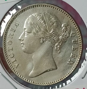 #BB13#EAST INDIA COMPANY 1840 VICTORIA QUEEN SILVER RUPEE YOUNG HEAD 28 BERRY'S - Picture 1 of 2