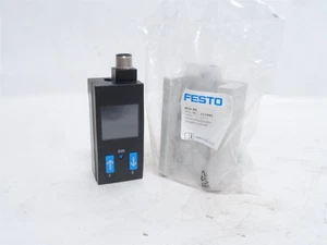 246280 New-No Box; Festo SDE1-D10-G2-MS6-L-PI-M12 Pressure Sensor 192766; 10BAR - Picture 1 of 8