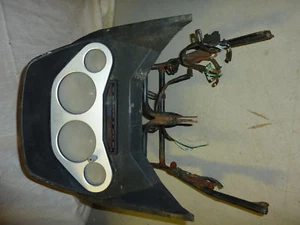 HONDA 700F INSTRUMENT CLUSTER GUAGES & FAIRING MOUNT 84 - Picture 1 of 4