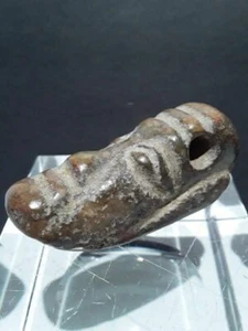Hongshan Nephrite Jade Toggle Pendant of a mans face - Picture 1 of 8