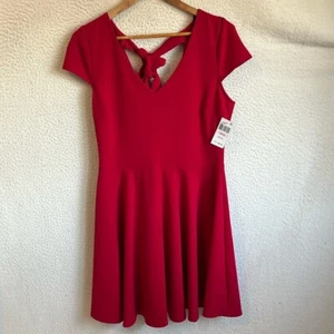 B Darlin Red Dress Juniors 13/14 - Picture 1 of 7