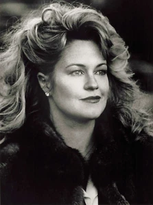 PHOTO CINEMA ACTRICE MELANIE GRIFFITH TIRAGE ARGENTIQUE HD 24 x 17,5 CM - Photo 1/2