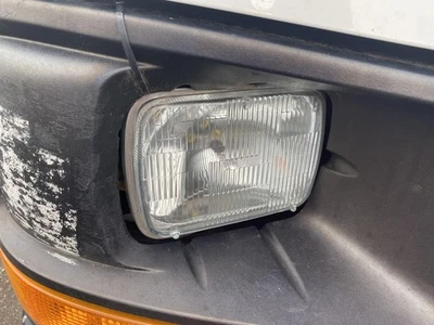 Used Headlight Assembly fits: 2014 Chevrolet Express 3500 van sealed beam Grade Foto 1 de 4