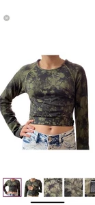 Victoria’s Secret PINK Active Long sleeve Tie DyeCrop top Size Large Thumb Holes - Picture 1 of 7