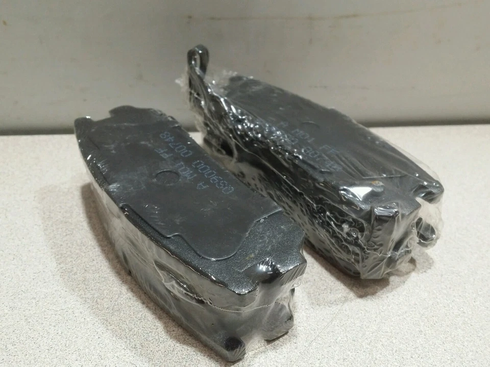  Nuevo juego de pastillas de freno de disco Dash4 D580 - disco trasero, se adapta a Acura SLX 96-99, otros Foto 1 de 4