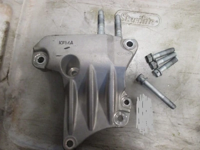 Soporte de motor Hyundai OEM 16-18 Santa Fe Sport 15-19 Sonata 21670-2GGB0 Foto 1 de 4