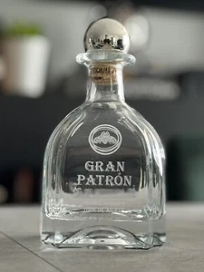 Gran Patron Platinum 100% Agave Silver Tequila Bottle w/ Metal Stopper - Picture 1 of 2