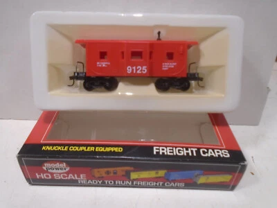 MODEL POWER #98240 HO SCALE 36' RED BAY WINDOW CABOOSE #9125 NEW IN ORIGINAL BOX - Image 1 of 3