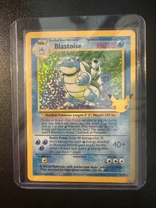 Neuwertig Pokémon TCG Blastoise Celebrations: Classic Collection 2/102 Holo Holo selten - Bild 1 von 2