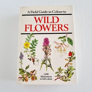 A Field Guide in Colour to Wild Flowers by Dietmar Aichele 1986 Hard Cover - Picture 1 of 23