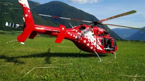 Roban 700size B 429 ARF Air Zermatt RC Helicopter Fuselage 700 Size Red - Picture 1 of 10