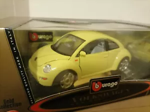 Volkswagen New Beetle (1998) scala 1/18 - Foto 1 di 3