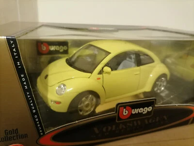 Volkswagen New Beetle (1998) scala 1/18 - Immagine 1 di 3