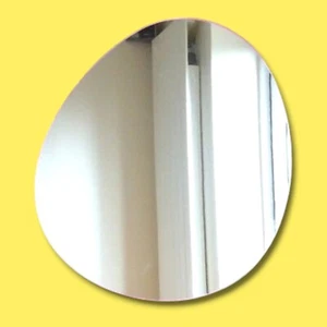 Round Pebble Shaped Acrylic Mirrors - Various Sizes - Picture 1 of 1