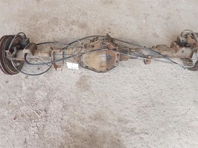 2007-2010 GMC SIERRA 2500 3.73 Rear Axle Differential Carrier Housing 9769317 - Image 1 of 4